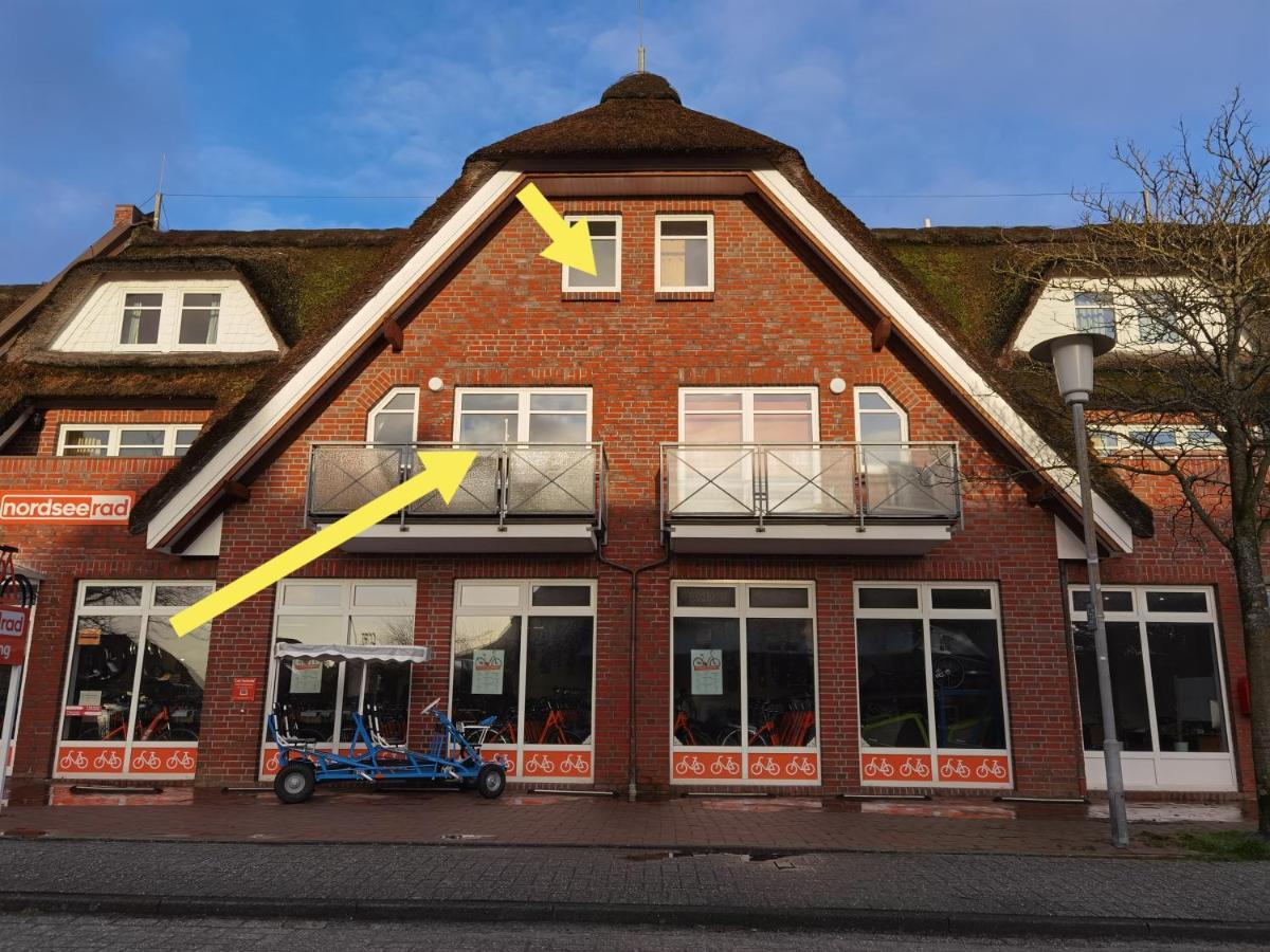 Schaake Hooksiel - Charmante Reetdachwohnung & Kostenfreier Parkplatz Eksteriør billede